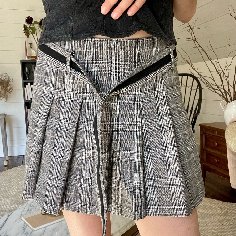 High waisted pleated glen check skirt
